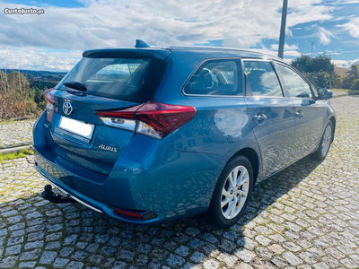 Toyota Auris Touring Sports 1.6 D-4D Comfort +P.Sport+Navi