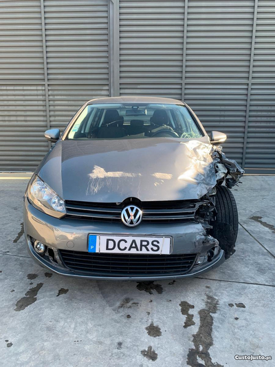 VW Golf VI 1.6 TDI DSG (105 CV) CX.AUTO