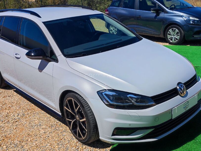 Volkswagen Golf 1.6 TDI R-Line DSG