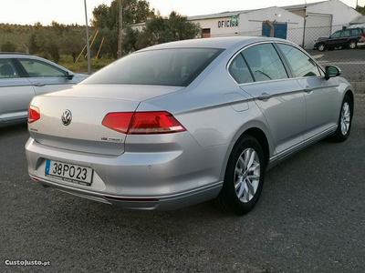 VW Passat 1.6 TDI BlueMotion