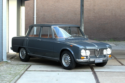 Alfa Romeo Giulia 105