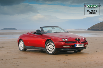 Alfa Romeo Spider 916