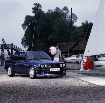 Alpina B3 E30