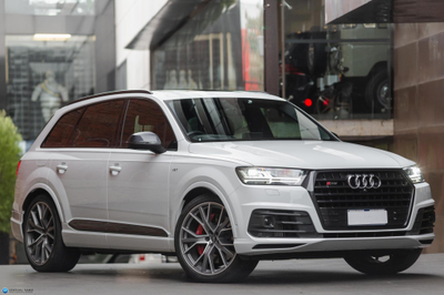 Audi SQ7 4M