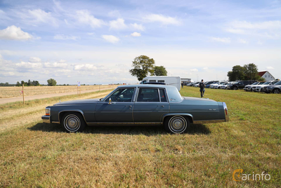 Cadillac Fleetwood Brougham (facelift 1980)