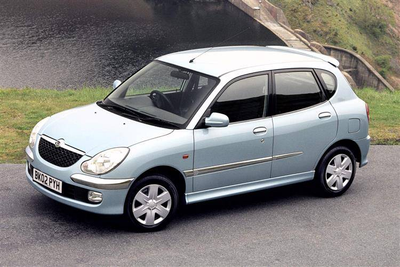 Daihatsu Sirion M1