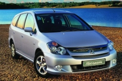 Honda Stream Generation 1 (facelift 2003)