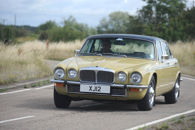 Jaguar XJ I (Series 2)