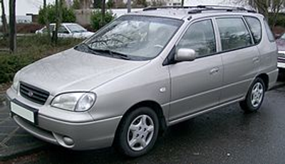 Kia Carens Generation 1 (RS)