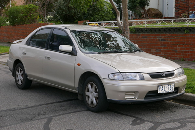 Mazda 323 BA