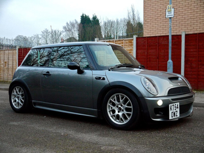 Mini Cooper S R53 (facelift 2004)