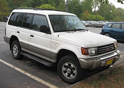 Mitsubishi Pajero Generation 2