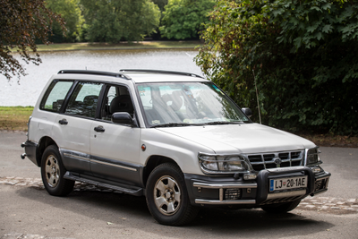 Subaru Forester Generation 1