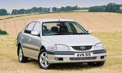 Toyota Avensis Generation 1 (facelift 2000)