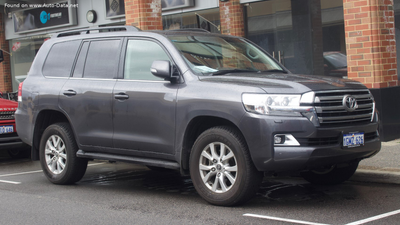 Toyota Land Cruiser J200 (facelift 2015)