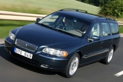 Volvo V70 Generation 2 (facelift 2004)